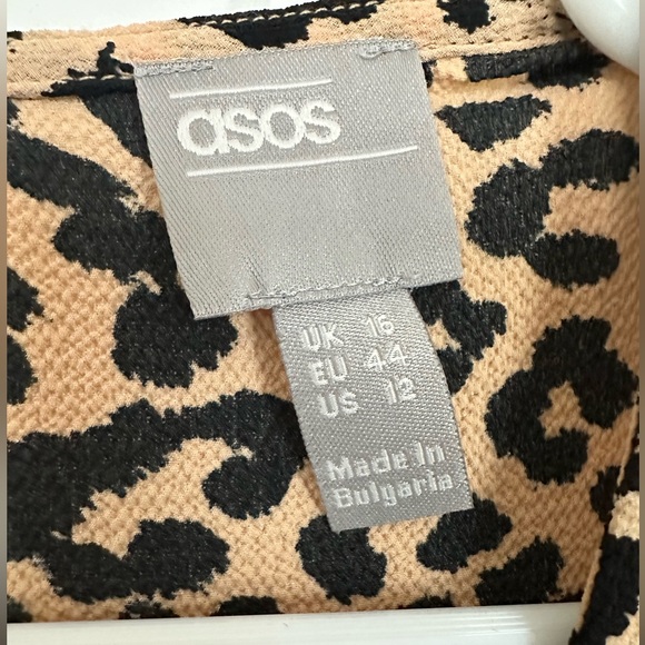 ASOS DESIGN long sleeve smock mini dress in leopard print - Picture 4 of 6